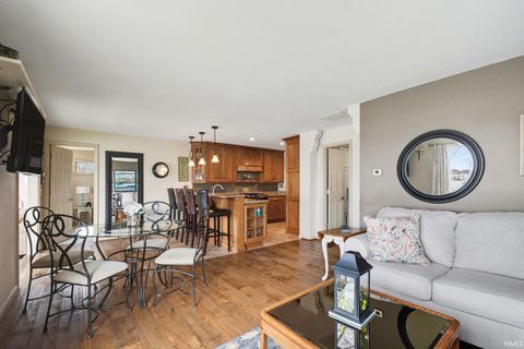 Tiny photo for 5940 E George Street, Syracuse, IN 46567 (MLS # 202612683)