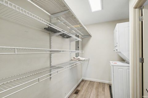 Tiny photo for 5940 E George Street, Syracuse, IN 46567 (MLS # 202612683)