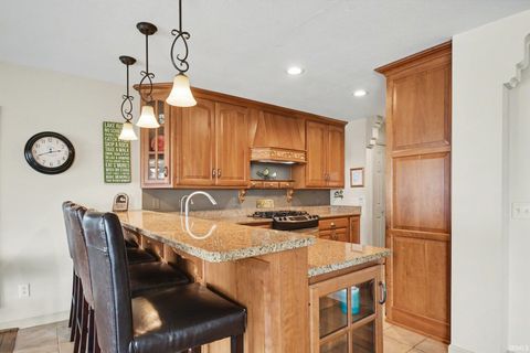 Tiny photo for 5940 E George Street, Syracuse, IN 46567 (MLS # 202612683)