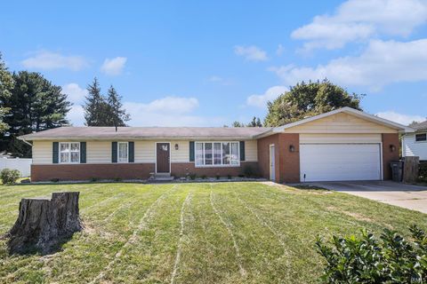 Tiny photo for 24710 Aric Way, Elkhart, IN 46517 (MLS # 202535963)