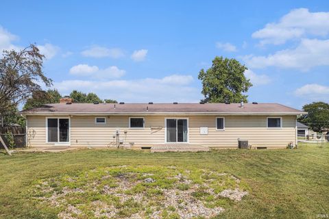 Tiny photo for 24710 Aric Way, Elkhart, IN 46517 (MLS # 202535963)