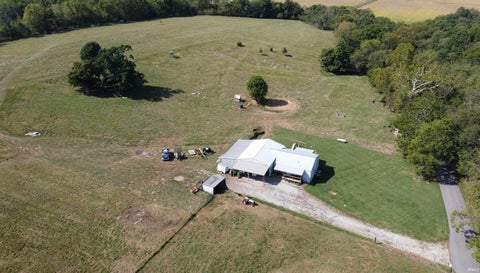 Photo of 272 Donica Church Road, Bedford, IN 47421 (MLS # 202638404)