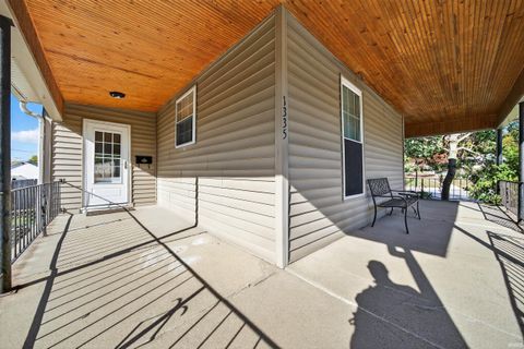 Tiny photo for 1335-1337 N Third Street, Logansport, IN 46947 (MLS # 202544010)