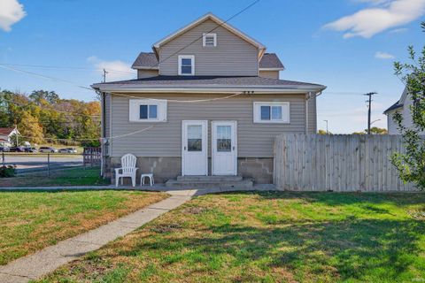 Tiny photo for 1335-1337 N Third Street, Logansport, IN 46947 (MLS # 202544010)