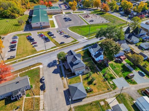 Tiny photo for 1335-1337 N Third Street, Logansport, IN 46947 (MLS # 202544010)