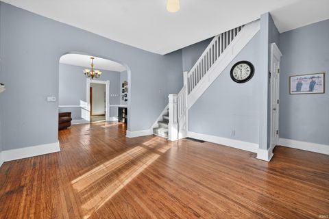 Tiny photo for 1335-1337 N Third Street, Logansport, IN 46947 (MLS # 202544010)