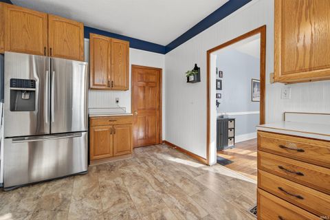 Tiny photo for 1335-1337 N Third Street, Logansport, IN 46947 (MLS # 202544010)