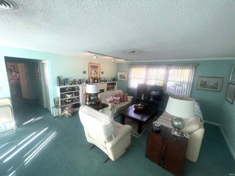 Tiny photo for 320 W Roselawn Avenue Street, Logansport, IN 46947 (MLS # 202545746)