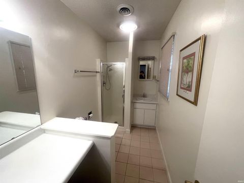 Tiny photo for 320 W Roselawn Avenue Street, Logansport, IN 46947 (MLS # 202545746)