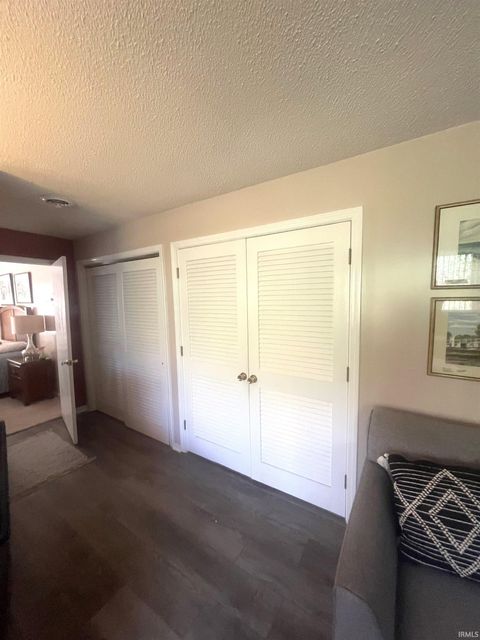 Tiny photo for 320 W Roselawn Avenue Street, Logansport, IN 46947 (MLS # 202545746)