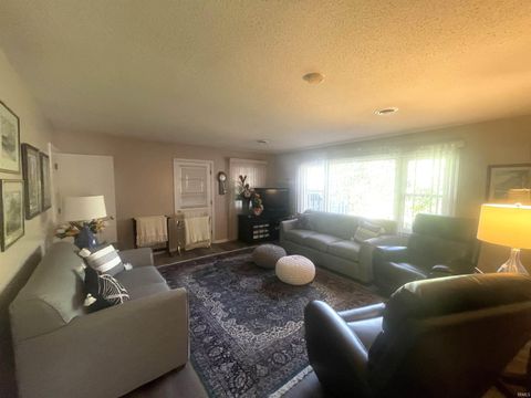 Tiny photo for 320 W Roselawn Avenue Street, Logansport, IN 46947 (MLS # 202545746)