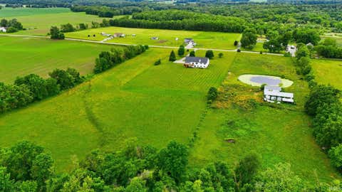 Photo of ** N 900 E Road, Pierceton, IN 46562 (MLS # 202627167)