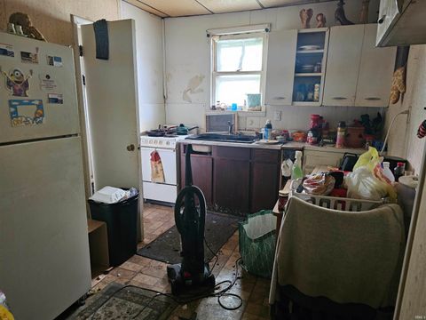 Tiny photo for 1211 North Street, Logansport, IN 46947 (MLS # 202518280)