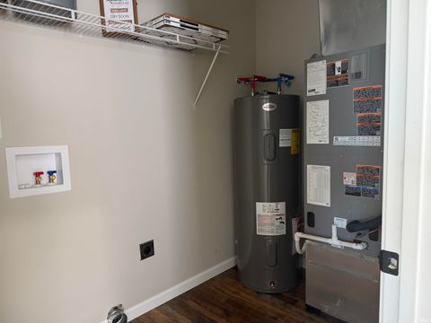 Tiny photo for 724 S Apperson Way, Kokomo, IN 46901 (MLS # 202548925)