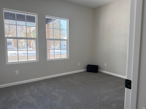 Tiny photo for 724 S Apperson Way, Kokomo, IN 46901 (MLS # 202548925)