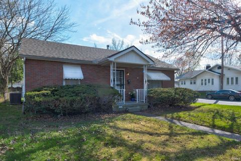 Photo of 1101 Ravenswood Drive, Evansville, IN 47714 (MLS # 202611270)