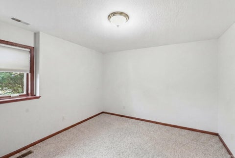 Tiny photo for 12825 Drayton Parkway, Fort Wayne, IN 46845 (MLS # 202622458)