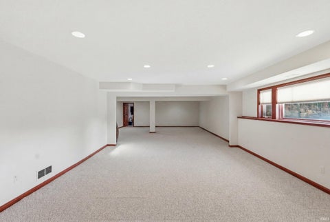 Tiny photo for 12825 Drayton Parkway, Fort Wayne, IN 46845 (MLS # 202622458)