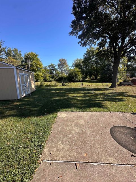 Tiny photo for 1220 Meadowbrook Drive, Kokomo, IN 46902 (MLS # 202604812)