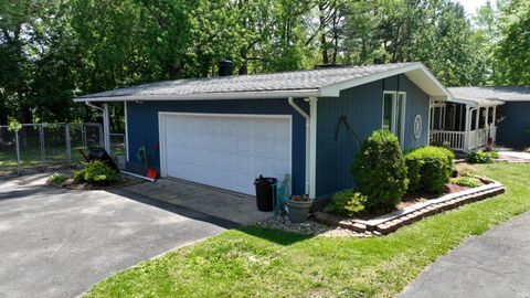 Tiny photo for 523 S Western Loop, Monticello, IN 47960 (MLS # 202618312)