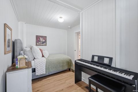 Tiny photo for 1818 E Street, Bedford, IN 47421 (MLS # 202604463)