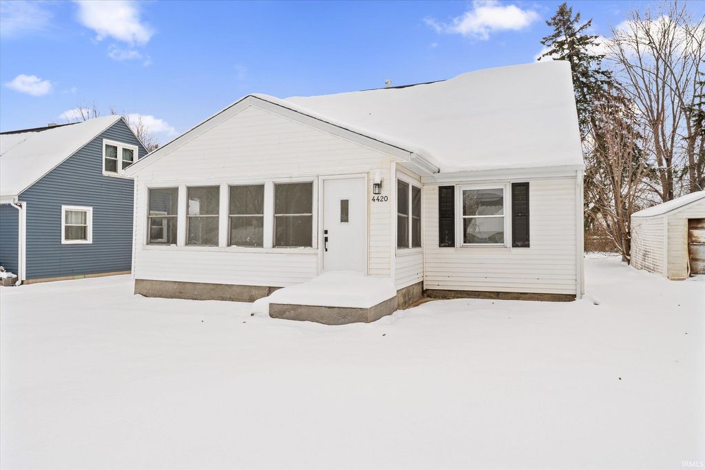 Photo of 4420 Meadow Lane, South Bend, IN 46619 (MLS # 202548016)