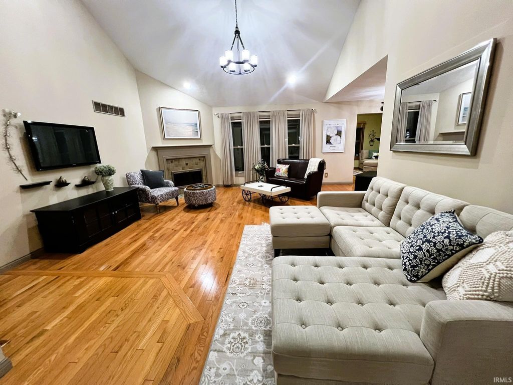Photo of 1606 Pine Top Trace, Mishawaka, IN 46545 (MLS # 202620728)