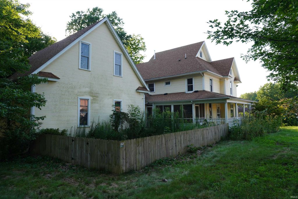 Photo of 105 Tippecanoe Street, Battle Ground, IN 47920 (MLS # 202531157)