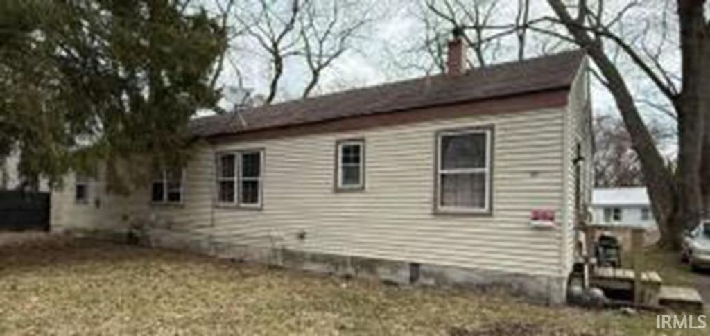 Photo of 809 and 811 Kingsporte Lane, LaPorte, IN 46350 (MLS # 202610927)