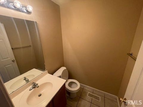 Tiny photo for 518-520 Fairington Avenue, Lafayette, IN 47905 (MLS # 202547199)