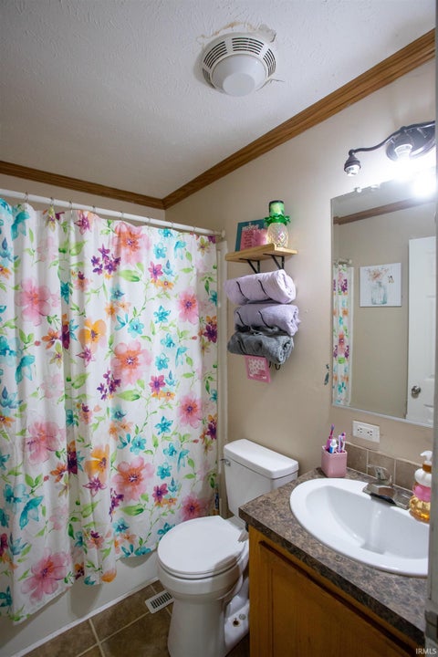 Tiny photo for 401 Mill Street, Frankton, IN 46044 (MLS # 202641839)