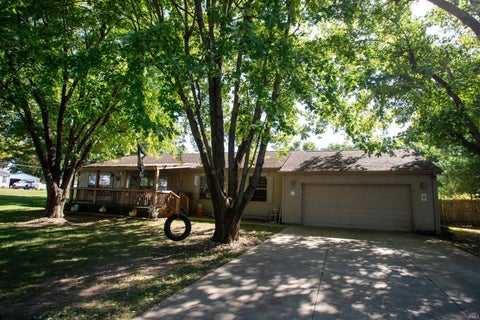 Photo of 401 Mill Street, Frankton, IN 46044 (MLS # 202641839)