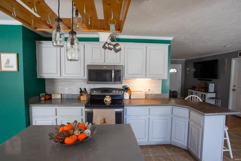 Tiny photo for 401 Mill Street, Frankton, IN 46044 (MLS # 202641839)