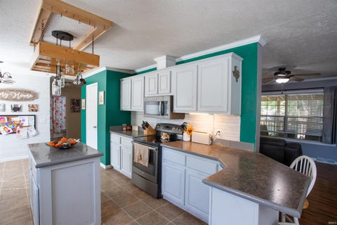 Tiny photo for 401 Mill Street, Frankton, IN 46044 (MLS # 202641839)