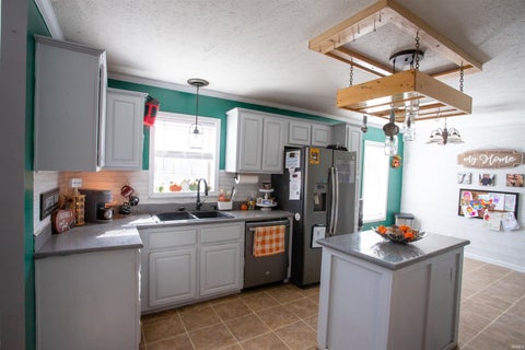 Tiny photo for 401 Mill Street, Frankton, IN 46044 (MLS # 202641839)