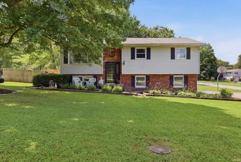 Photo of 295 Bennett Road, Bedford, IN 47421 (MLS # 202628405)