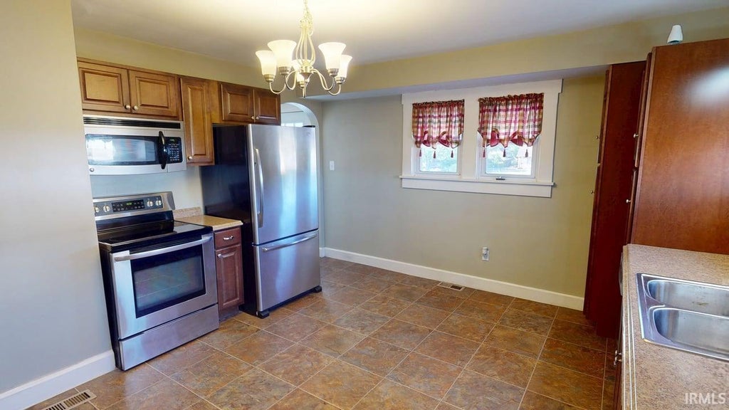 Photo of 802 3rd Avenue, Jasper, IN 47546 (MLS # 202642182)
