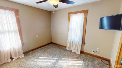 Tiny photo for 802 3rd Avenue, Jasper, IN 47546 (MLS # 202642182)