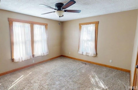 Tiny photo for 802 3rd Avenue, Jasper, IN 47546 (MLS # 202642182)