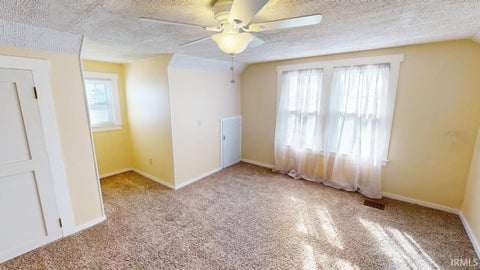 Tiny photo for 802 3rd Avenue, Jasper, IN 47546 (MLS # 202642182)