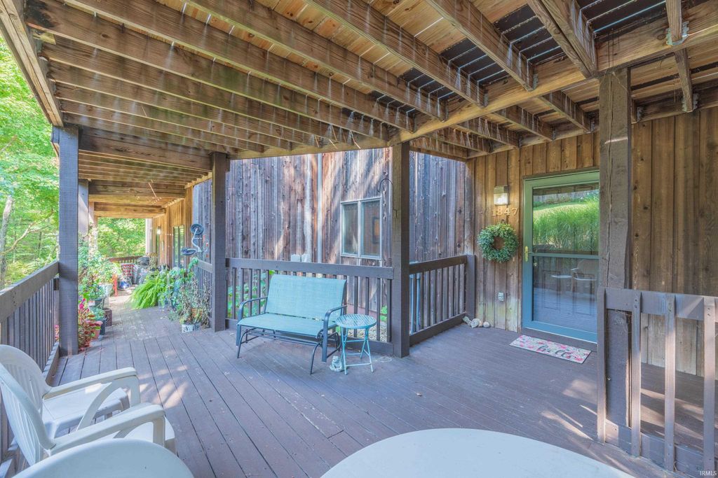 Photo of 1847 E Eagle Bay Drive, Bloomington, IN 47401 (MLS # 202613707)