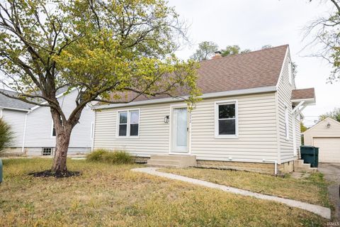 Photo of 2212 N Ball Avenue, Muncie, IN 47304 (MLS # 202543717)