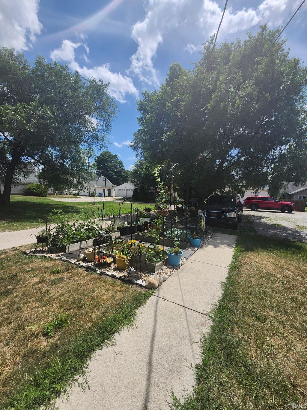 Photo of 208 E Van Buren Street, Columbia City, IN 46725 (MLS # 202605728)