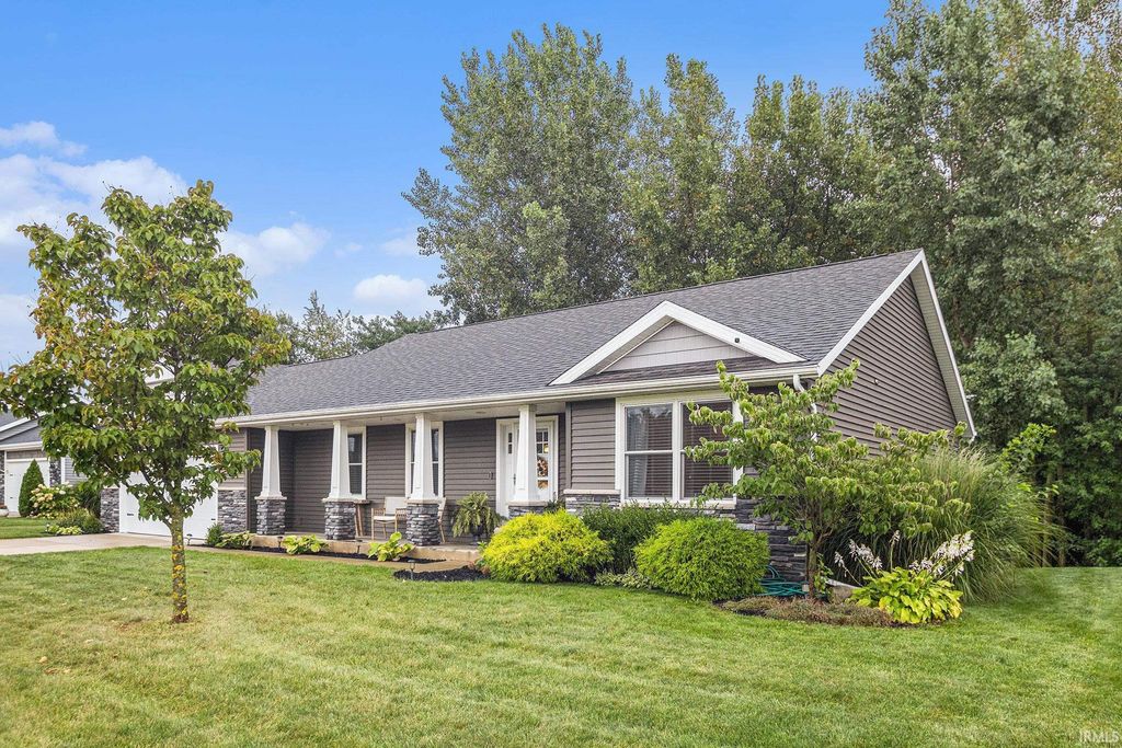 Photo of 1836 Park West Drive, Goshen, IN 46526 (MLS # 202605128)