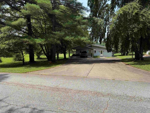 Photo of 742 W Holly Drive, Santa Claus, IN 47579 (MLS # 202629166)