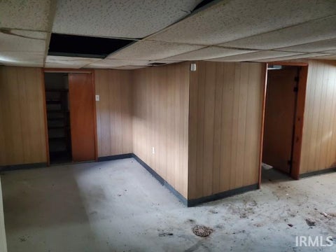 Tiny photo for 516 W Broadway Street, Mishawaka, IN 46545 (MLS # 202643659)