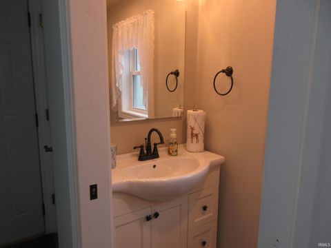 Tiny photo for 3102 E McKinley Drive, Monon, IN 47959 (MLS # 202611645)