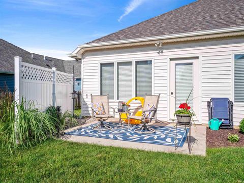 Tiny photo for 1658 Pinelock Court, New Haven, IN 46774 (MLS # 202618515)