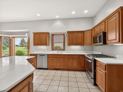 Tiny photo for 1908 Bent Tree Court, Auburn, IN 46706 (MLS # 202616129)