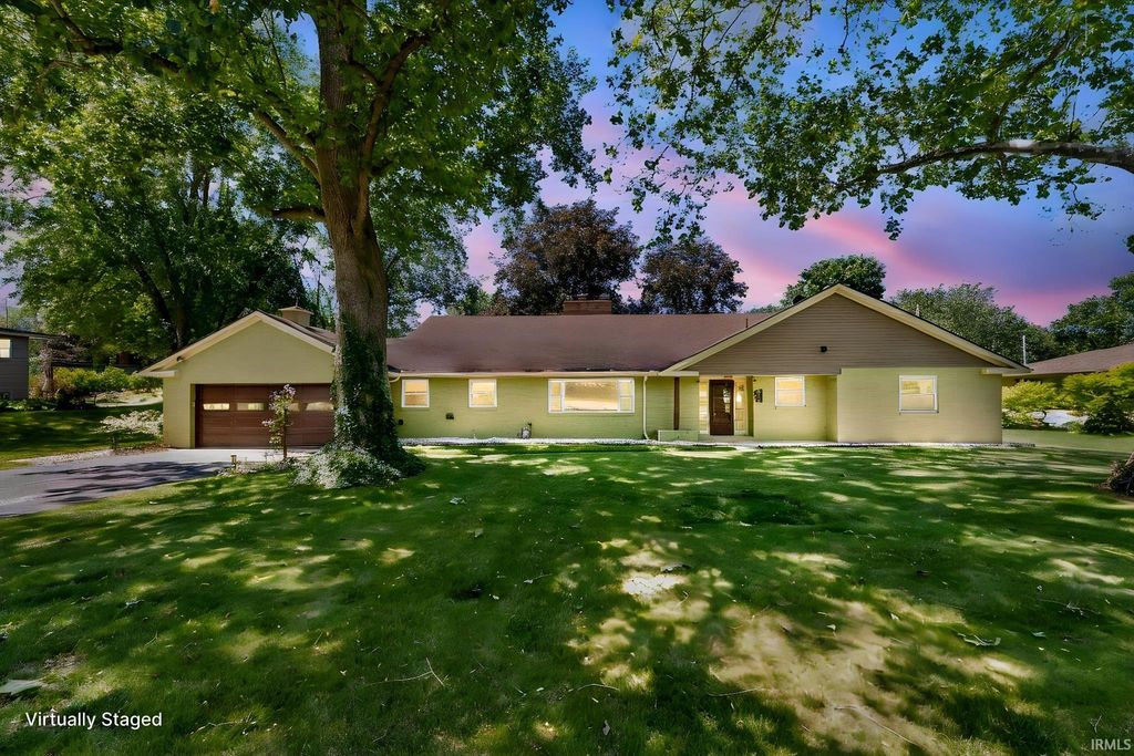 Photo of 305 Sunset Drive, North Manchester, IN 46962 (MLS # 202623719)